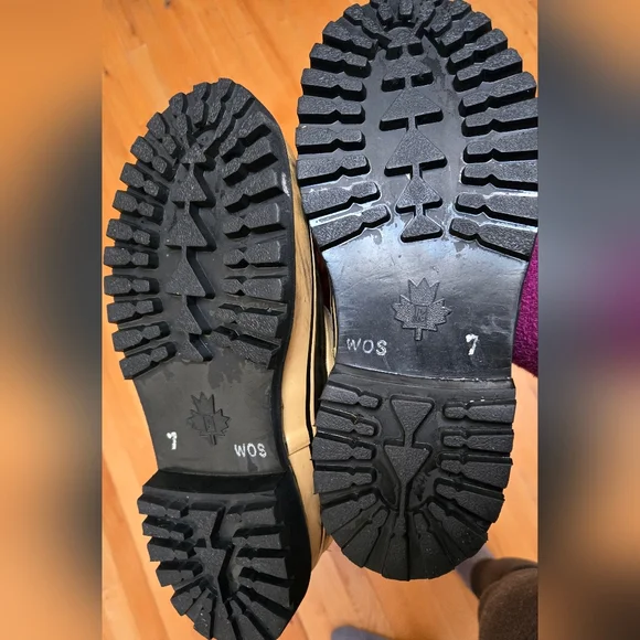 SOREL Women's "Caribou" Boots - Picture 7 of 12